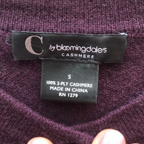 C By Bloomingdales Cashmere Wine Color Cardigan - Picture 3 of 4